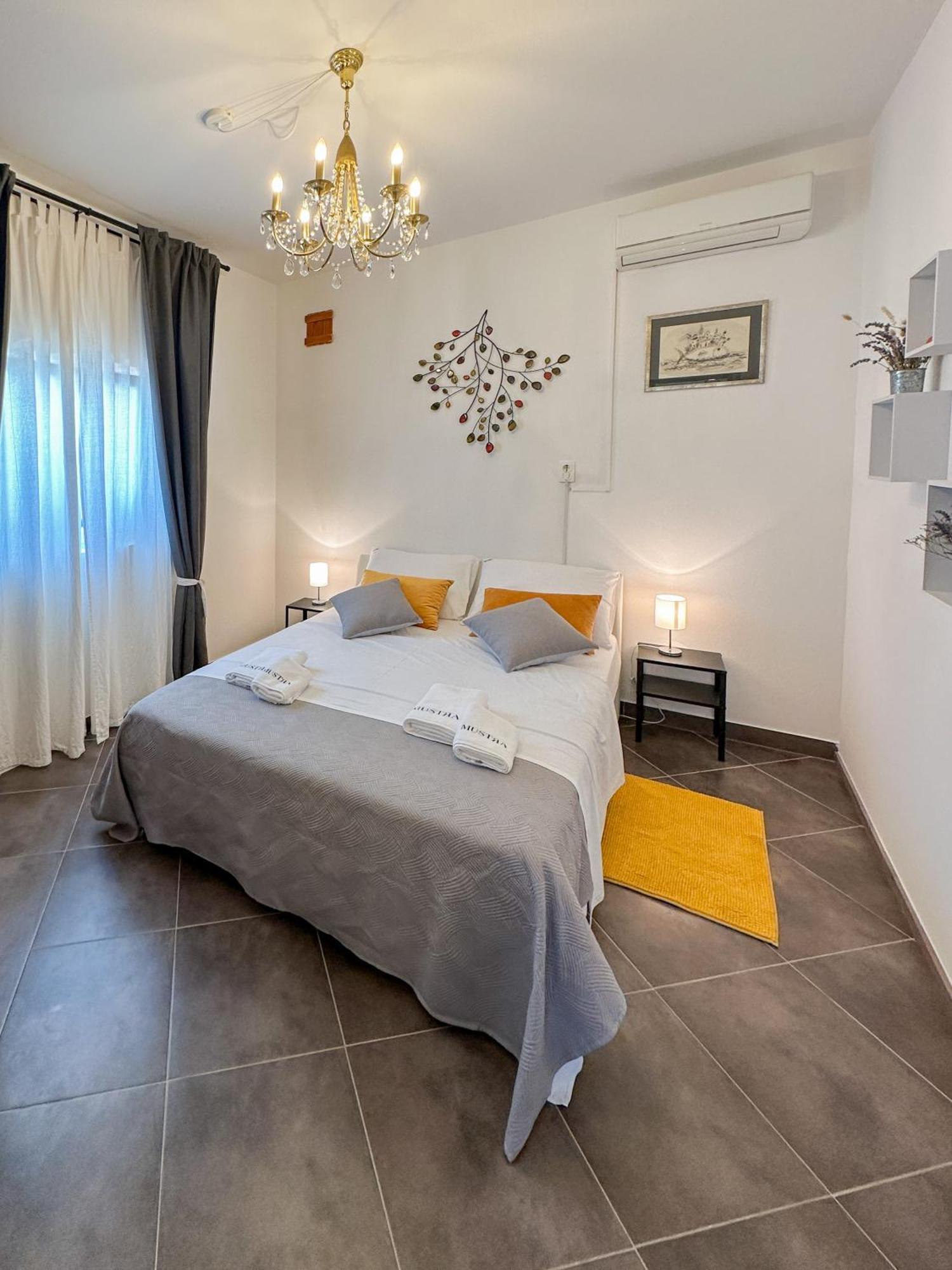 Mustra House Zadar - Private Pool & Sauna Экстерьер фото